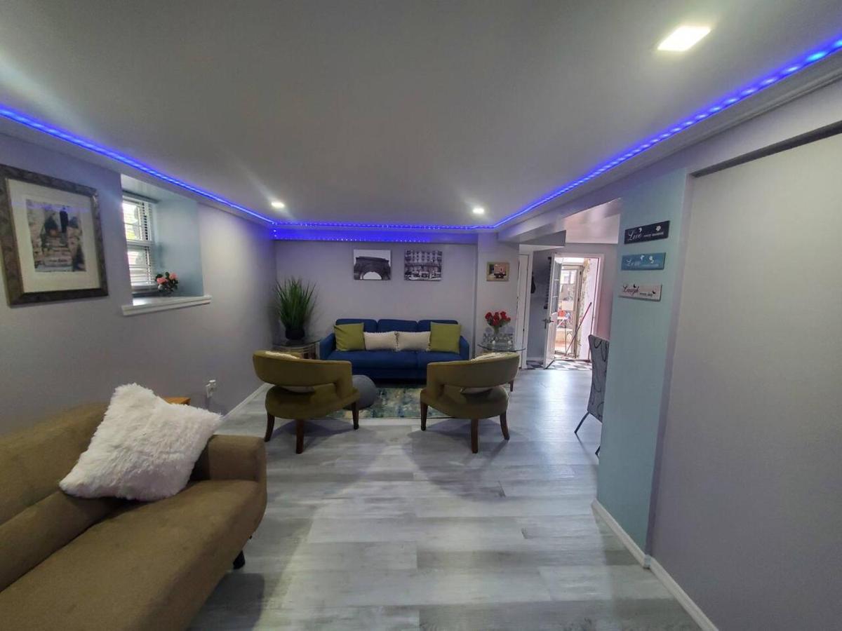 Lovely 2 Bedroom Apartment With 2 Entrance And Parking New York Extérieur photo