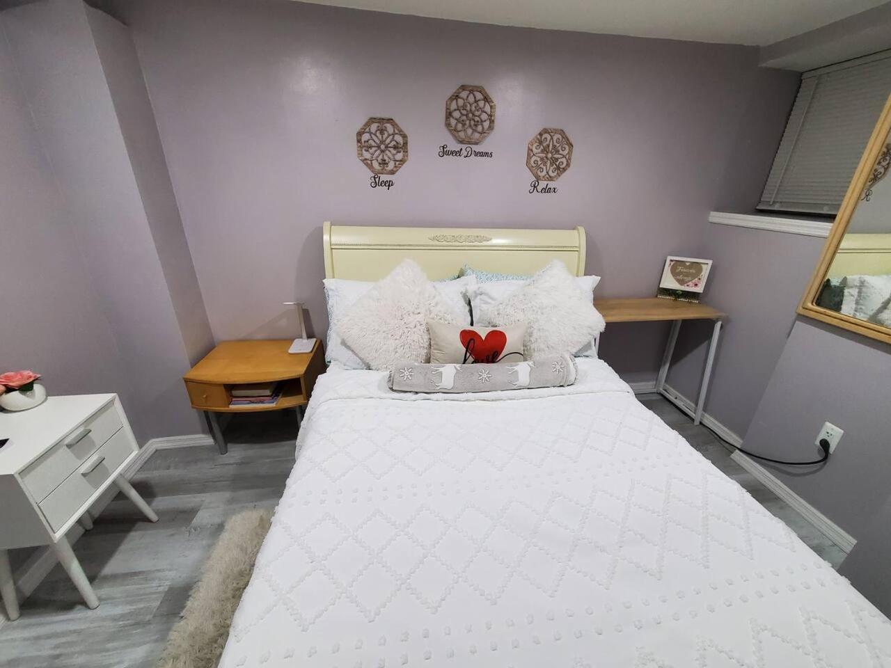 Lovely 2 Bedroom Apartment With 2 Entrance And Parking New York Extérieur photo